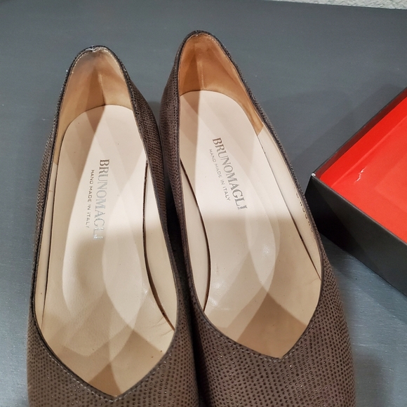 Bruno Magli Open toe, flats Brown/Taupe Parma Sasso 6.5 B - Picture 11 of 11